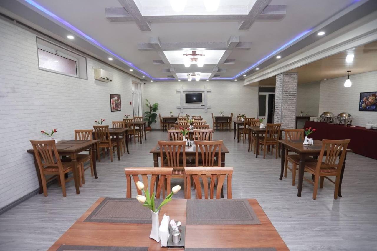 Byond Hotel Tashkent Exterior foto