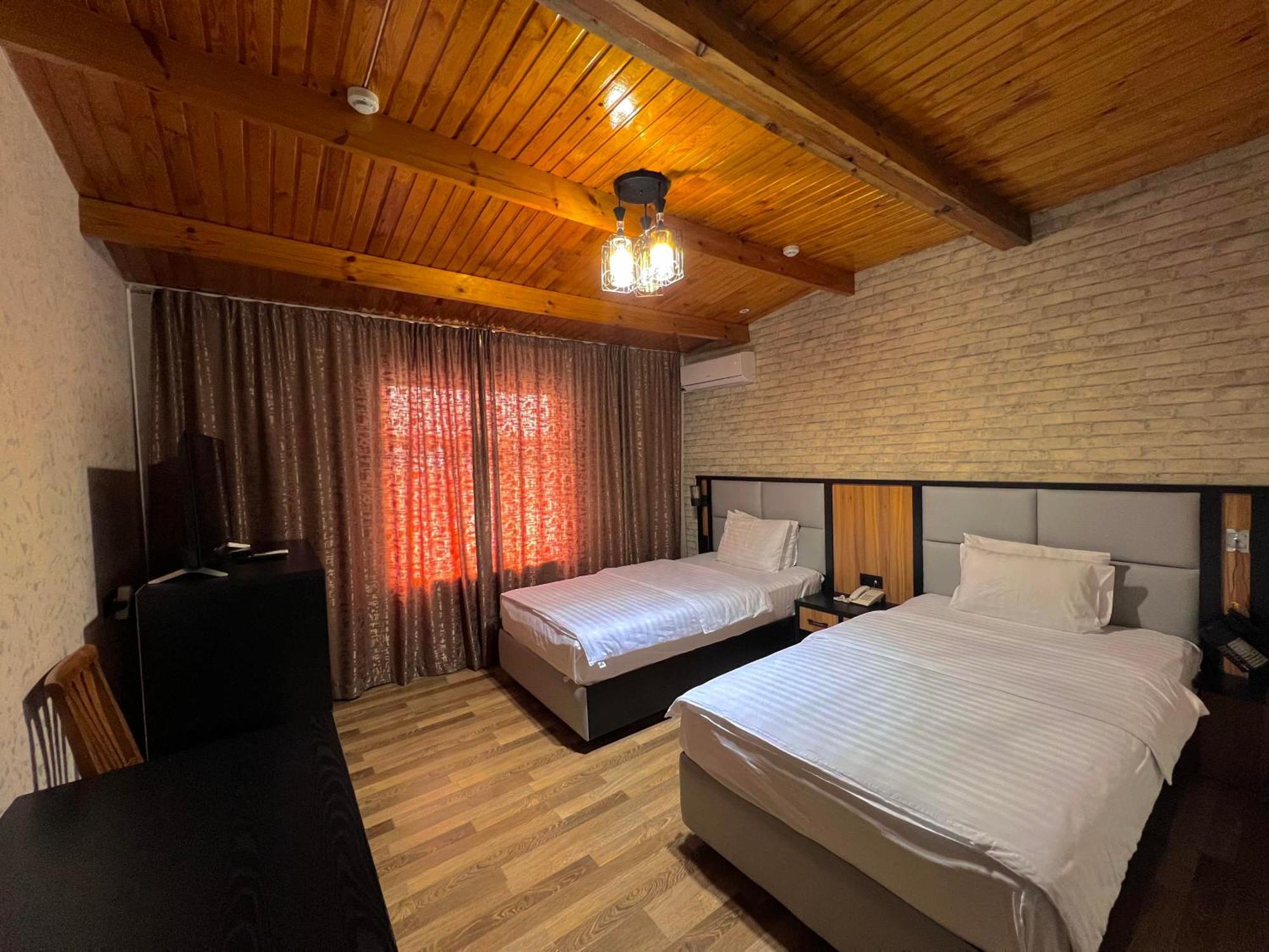 Byond Hotel Tashkent Exterior foto